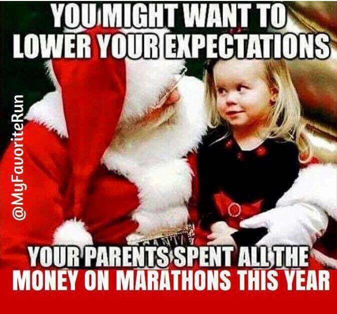 bwachter70's tweet photo. Merry Christmas! #runchat #2017races #runnerproblems https://t.co/MeLgm1dJNa