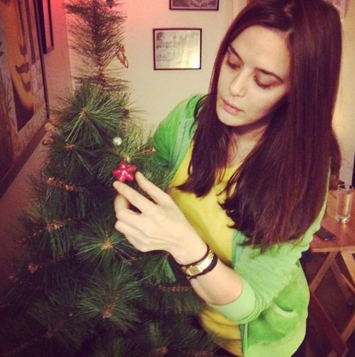 preity_usaFC's tweet photo. Merry Christmas Everyone 😍💖🎄✨
#Christmas #PreityZinta #Bollywood #USAFC https://t.co/AZOWQXCFY4