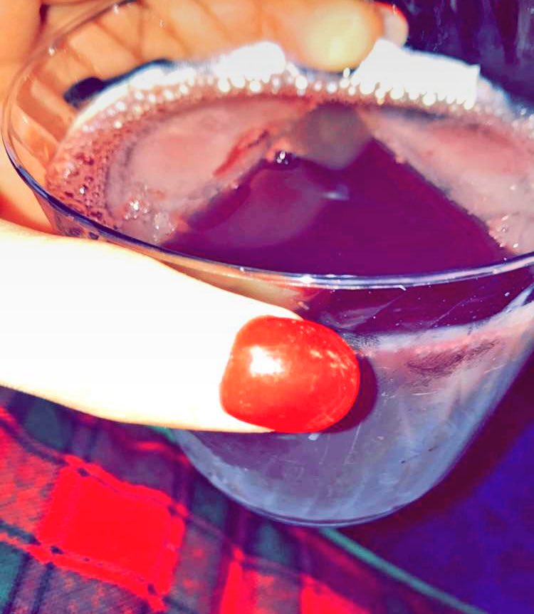 nickyygile's tweet photo. christmas eve https://t.co/hiZaITPrzS