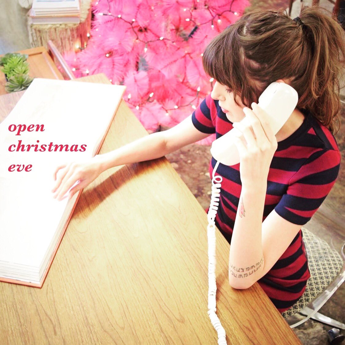 creaturesatx's tweet photo. we are open for all your Last minute needs! come on by!  a#photoshoot #winter 🎄#christmasshopping #holidayspirit https://t.co/DllZPn3wIV