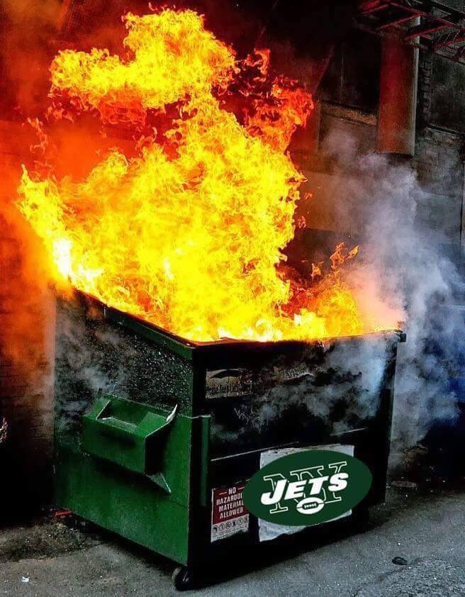 A live look at Gillette stadium's parking after today's game #NYJvsNE #PatriotsNation