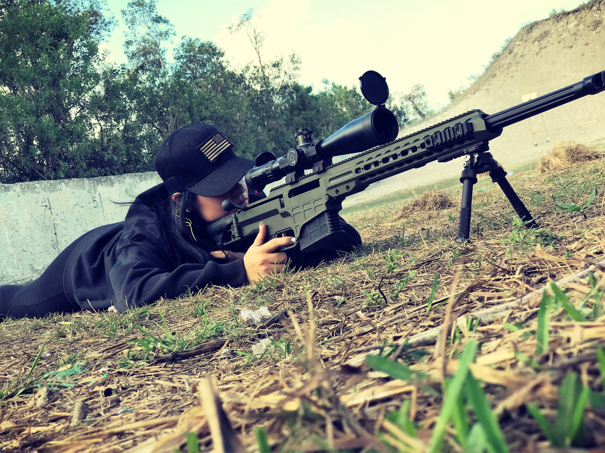 #GIRLS <3
​#Barrett #Sniper #Rifle .338 #caliber by #Kambio Corp
#kambiocorp #armoring #laminated #militaryequipment #securityproducts
