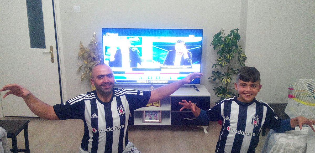 SonerGl19's tweet photo. #beyazfutbolilkyari https://t.co/HtYLWbqrpk