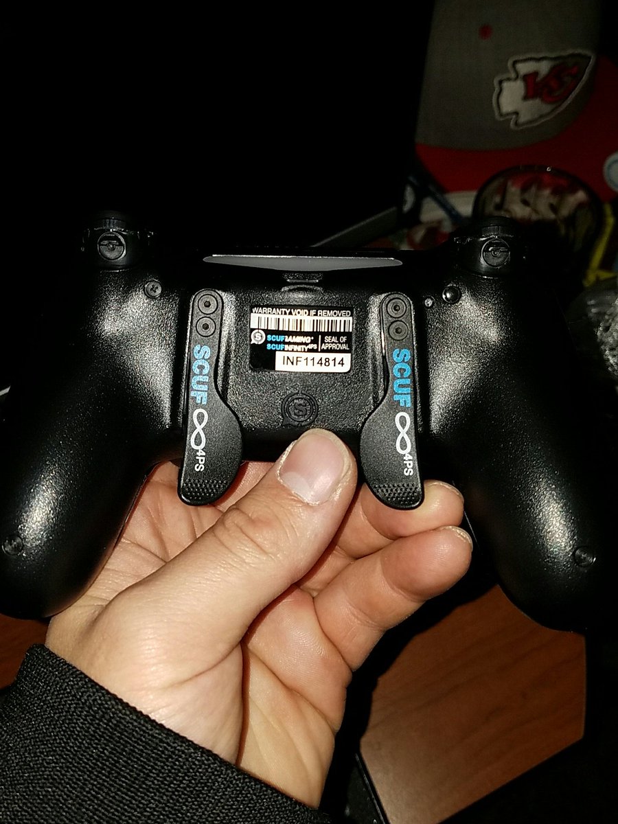 Scuf Giveaway

Standard Triggers w/ stop

Domed Analogs

Maybe 2 or 3 hours worth of use.

Follow Myself &amp; @LordPoseidxn 

Fav/RT

Ends 1/1