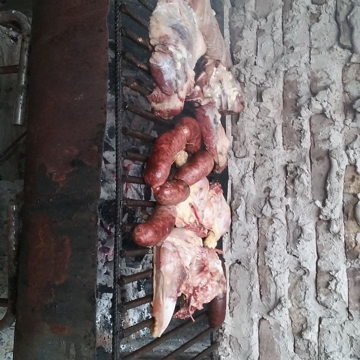 MatyGamer_Speed's tweet photo. Vamo a comer @Destiny00YT  @Destroyer657 https://t.co/XaiS2NvWqe