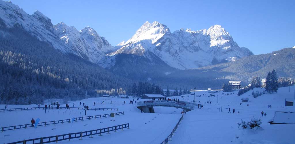 *Merry Christmas!* Who is celebrating this day in Veneto? :-) #insideveneto