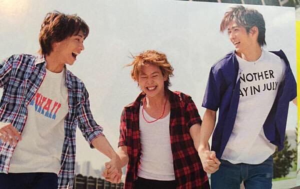 _jump_daiking_'s tweet photo. やぶひか、入籍オメデトー！
待ってました！ついに、この日が来たね！
これからも、末永くお幸せに😍😘😋
 #やぶひか入籍 
#やぶひか入籍日 
#八乙女光
#薮宏太 
#やぶひか https://t.co/QhCPduYJqQ