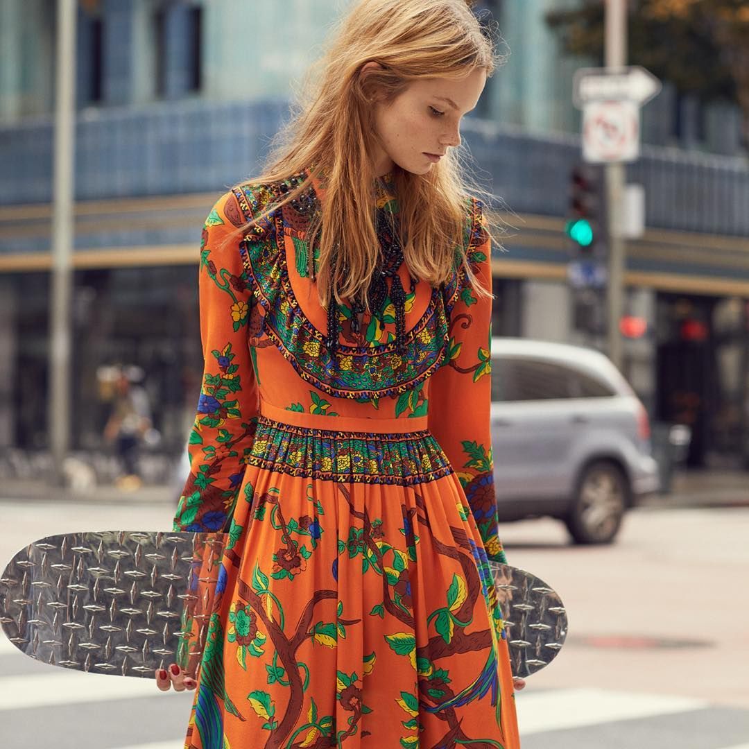 stylereply's tweet photo. Add some #color with this adorable #Gucci #dress! #stylereply #personalstylist https://t.co/PRzwDcxsLZ