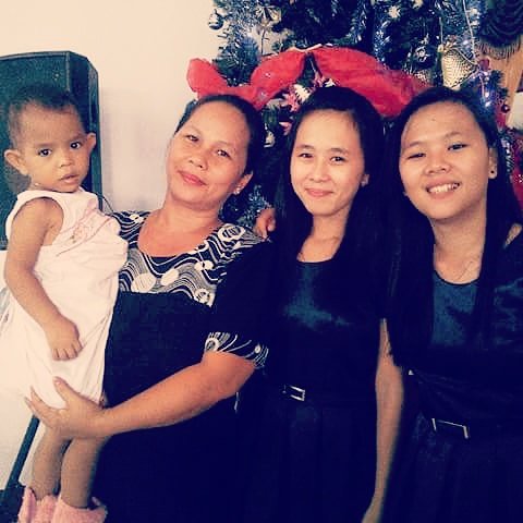 yensie_mamengko's tweet photo. Bersama mereka sllu ada kegembiraan π#Xmas2015π https://t.co/A5WFB3dCt6