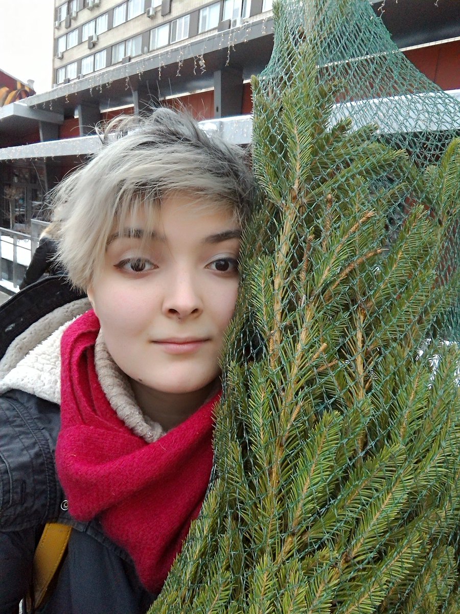 etoTanchik's tweet photo. @Uber_Russia сделал новогоднюю магию!Это одно из самых приятных и радостных событий в этом году).Чудесный дядя приехал и подарил #uberelka https://t.co/9JgsbjdEy6