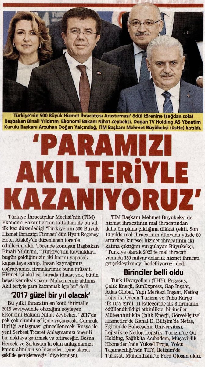 Bahcesehir's tweet photo. Türkiye'nin eğitim sektöründeki en büyük ihracatçısı ödülünün sahibi @Bahcesehir Üniversitesi  oldu. https://t.co/5ZYNV1hO1v