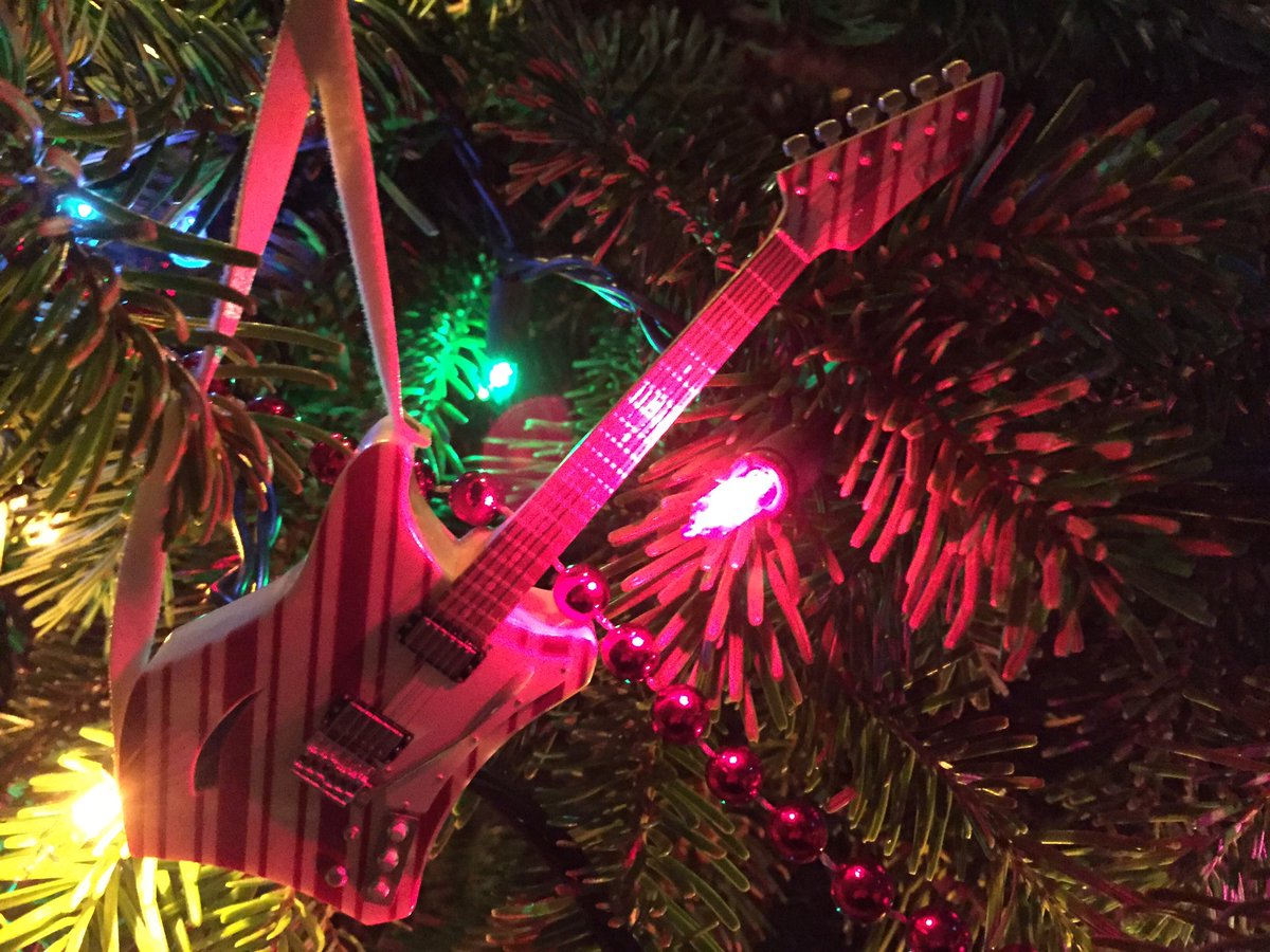 bobbywaynejazz's tweet photo. Merry Xmas to all and to all a good night! https://t.co/zT8N9mtG4u