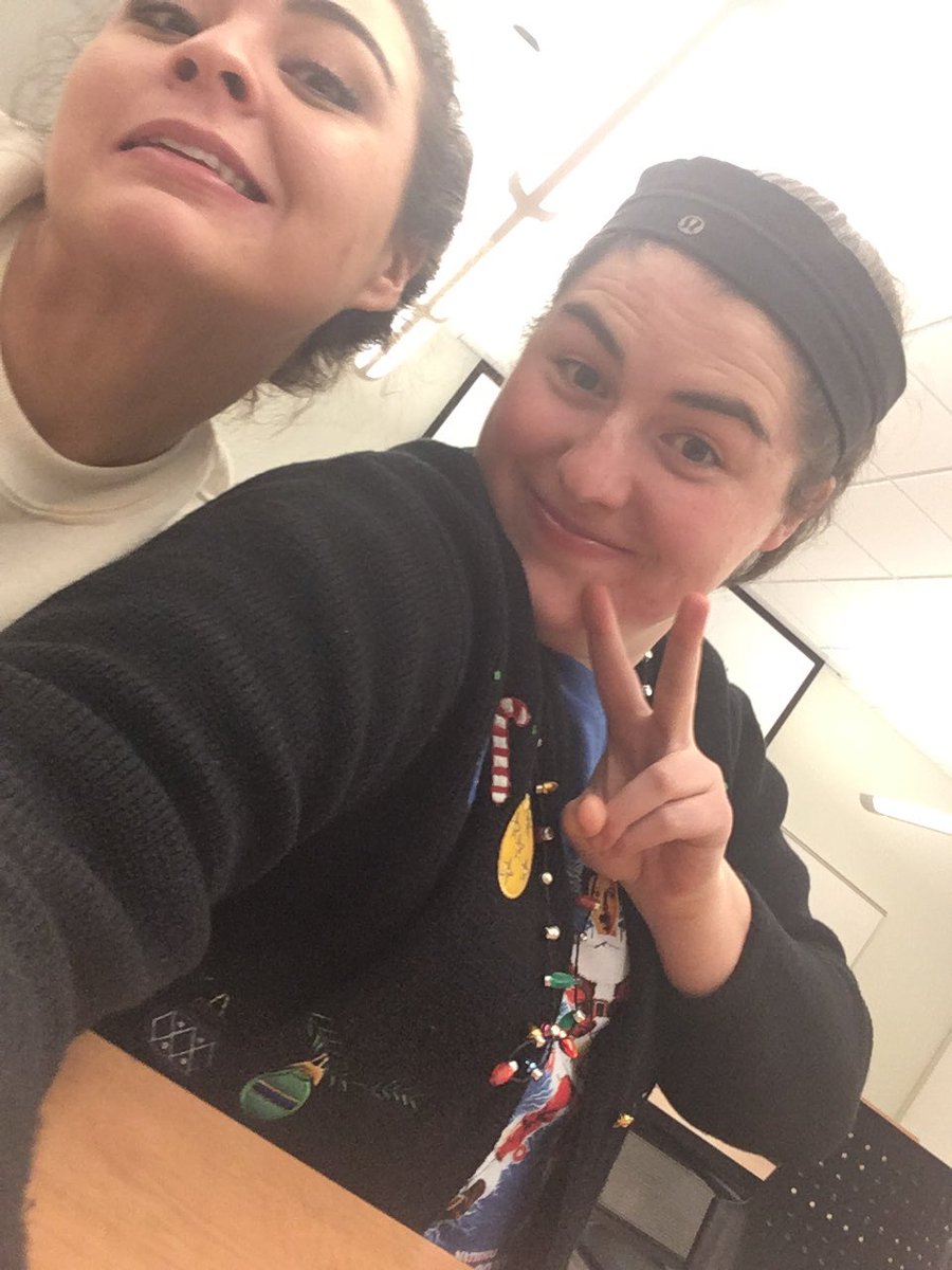 hignewton17's tweet photo. Happiest of birthdays to @kkennedy24! So thankful for a friend like you. Love you! Thanks for stealing my phone and taking selfies 😂 https://t.co/ZoST4wUCf5