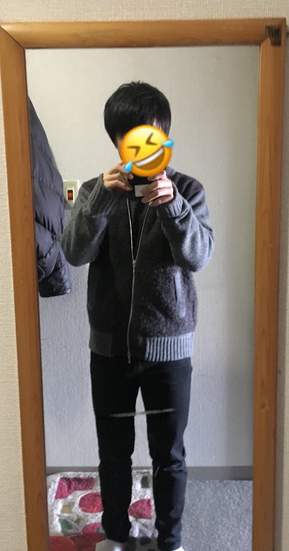 sonson603's tweet photo. @sonson603 
このどちらかの服装で
ライブ参戦します！
声かけてくれたら嬉しいです！ https://t.co/eEG5seARSh