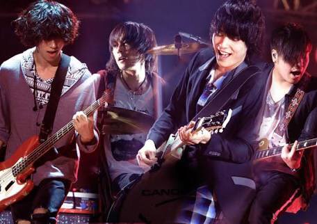 Yukey0223's tweet photo. 日曜タグやってみる！
他にもフレデリック・KANA-BOON・ヤバT好きです！
よかったら自発ください😊
#日曜日だし邦rock好きのフォロワーさんが増えることを願う 
#日曜日だし邦rock好きな人と繋がりたい https://t.co/xX9ktGry3d