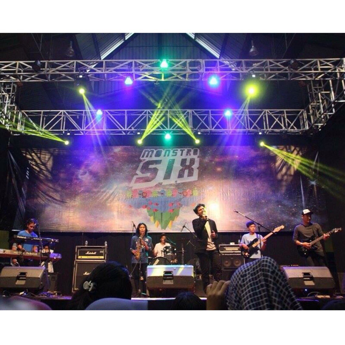 ofchexaproject's tweet photo. ≈3.25pm. 5 Maret 2016.
Our performance on @monstrosix16 . What a blast! 
Well known as GIOCA, now we are officially HEXA. https://t.co/UBRLdBRW8V