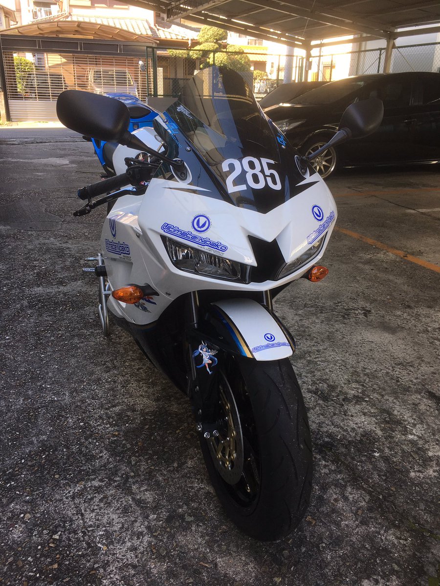 エボっち En Twitter 以前から目論んでいた1 1ホンダcbr600rrニパ子splが出来ました コニカミノルタカラーのカウルはcj Beet様 ニパ子ステッカーはハイキューパーツ様より発売されたデカールのデザインを元にニパ子スイフト等でお馴染みgrantdesign様にて製作を