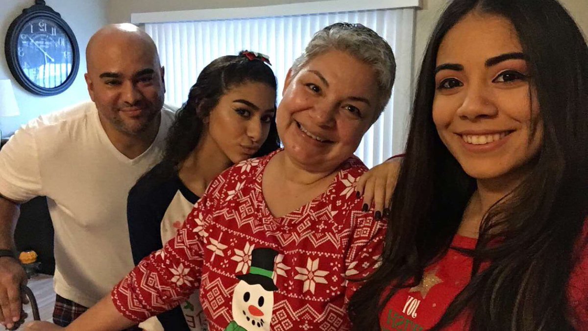 nmiletti's tweet photo. Christmas Eve ❤️ #FaltaAbel https://t.co/LVNNGL7Uew