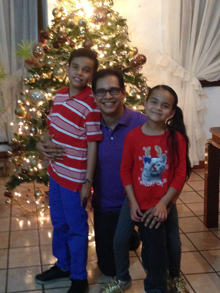 kal_bsp77's tweet photo. @CaroWozniacki merry christmas forma México Bless and peace https://t.co/cglMlJcbzv