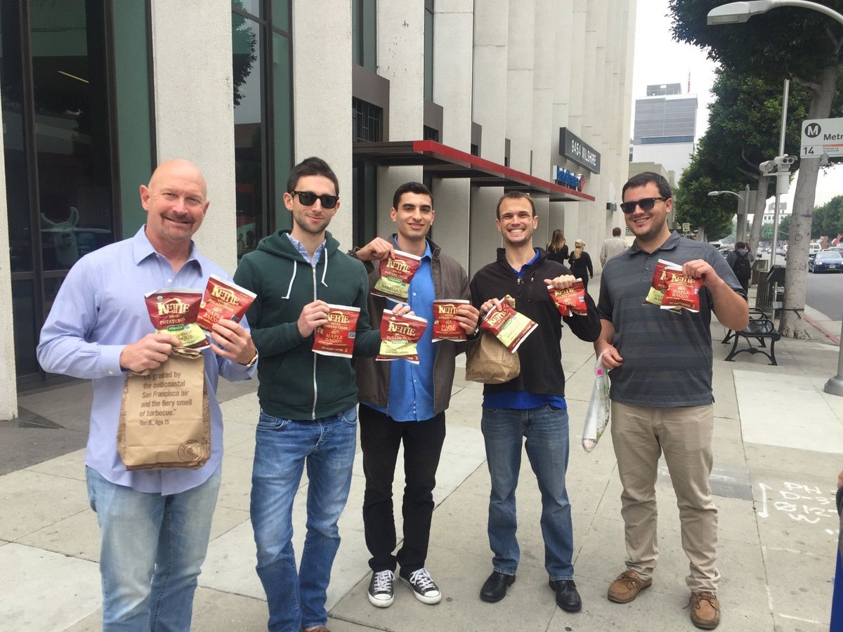 Merry Christmas Eve #LA!:) #Kettle #Snack