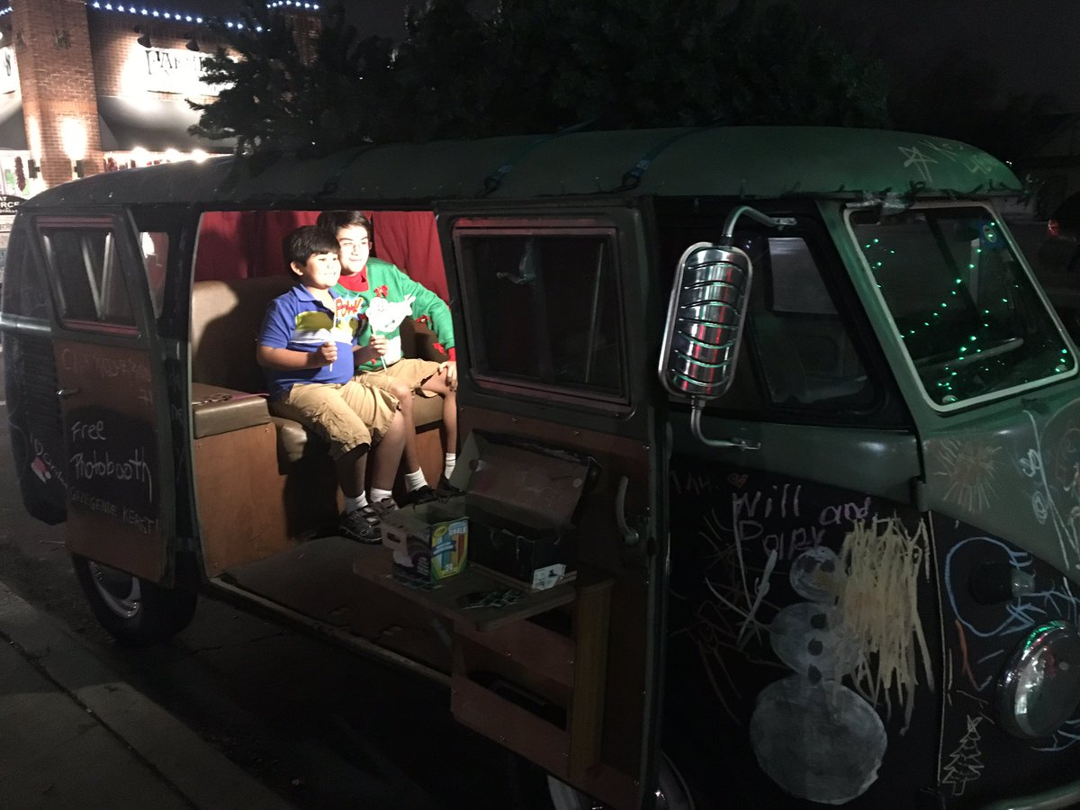 chalkmycar's tweet photo. #Photobooth #vwbus #chalkmycar https://t.co/UdNkOB7Opf