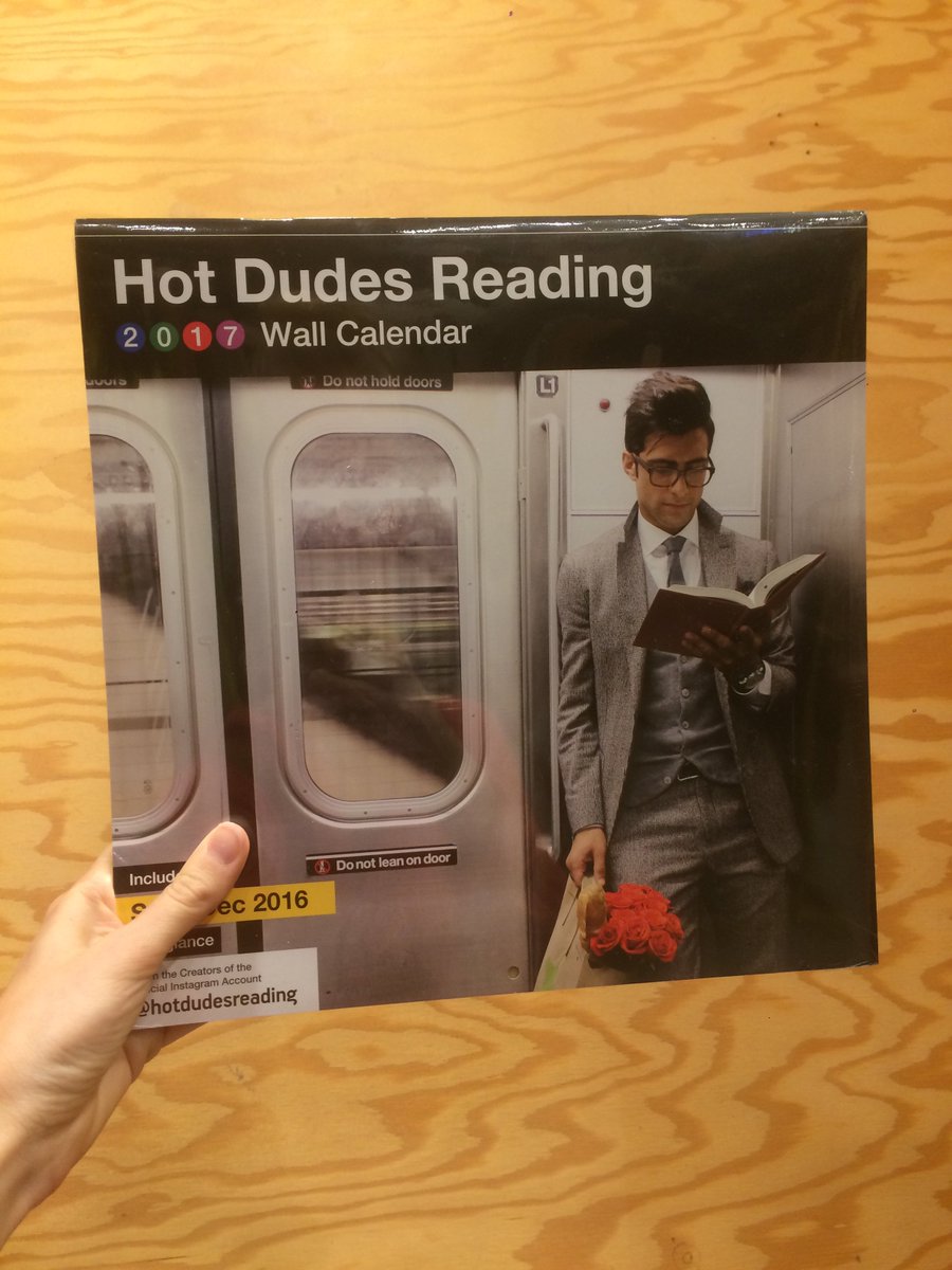 BeAdulting's tweet photo. A lil Christmas eye candy for the ladies. #YourWelcome #hotmenreading #yesplease #lightmyfire #Christmas @UrbanOutfitters @hotdudesreading https://t.co/66umsaR34N