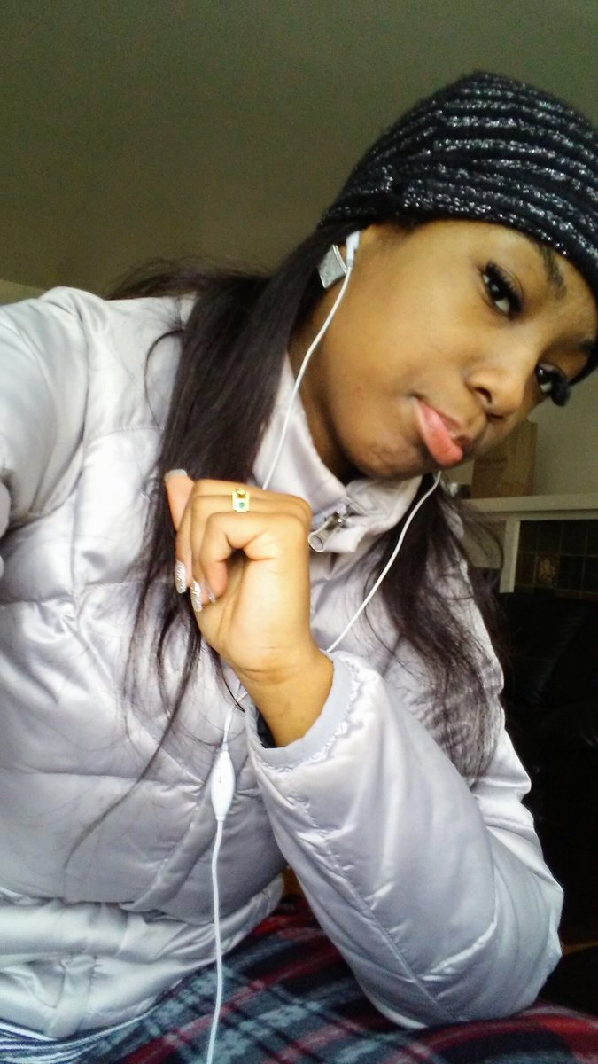 TuneGirlKe's tweet photo. Tell Them Bitches 👯 Keep that bullshit🤐 to they self😷✌ https://t.co/lA2DETuyei