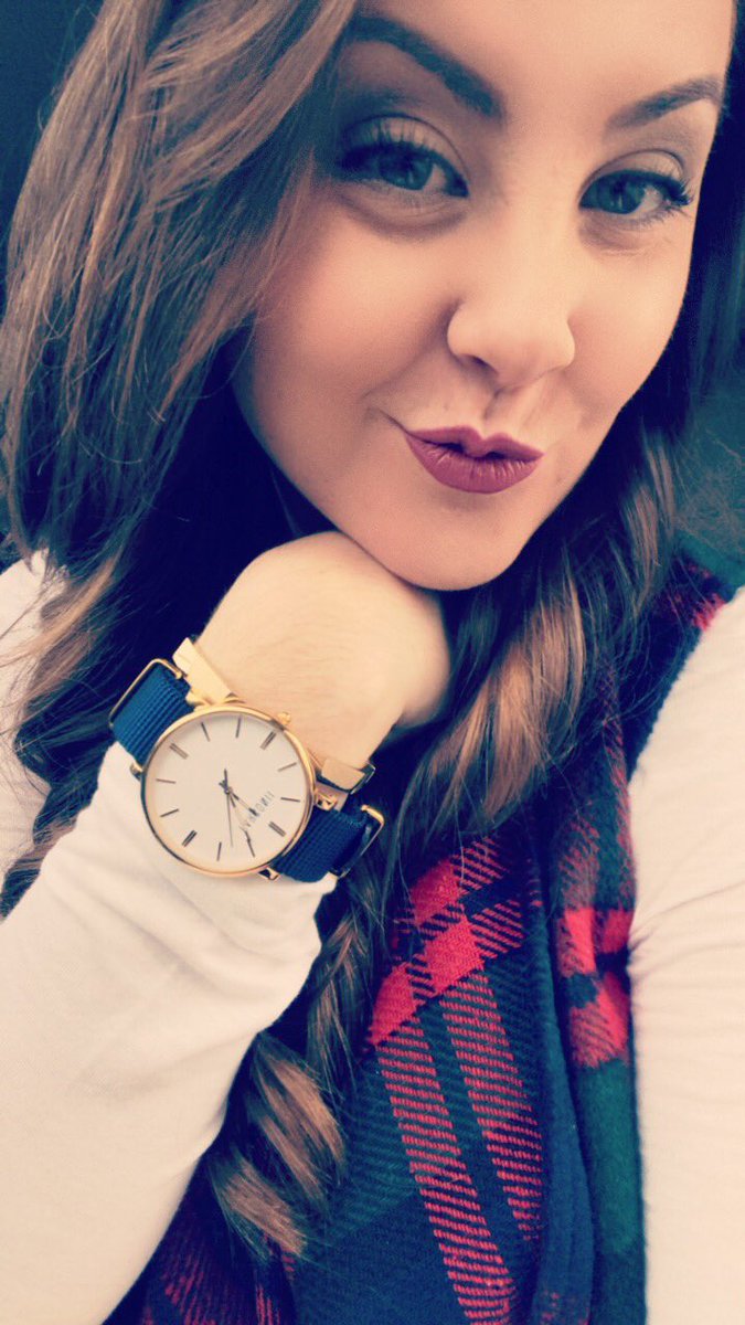 tena_gordon's tweet photo. When he gets your bff to stalk your Pinterest wish list. #parsonii && #mk bracelet 😍 https://t.co/JKYCHevJUH