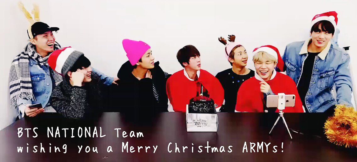 BTS_National's tweet photo. Merry Christmas ARMYs! May heavenly love, joy, and peace be everlasting with you and your kin 🎄🎁 #MerryChristmasARMY #메리크리스마스 https://t.co/axz7eg46s8