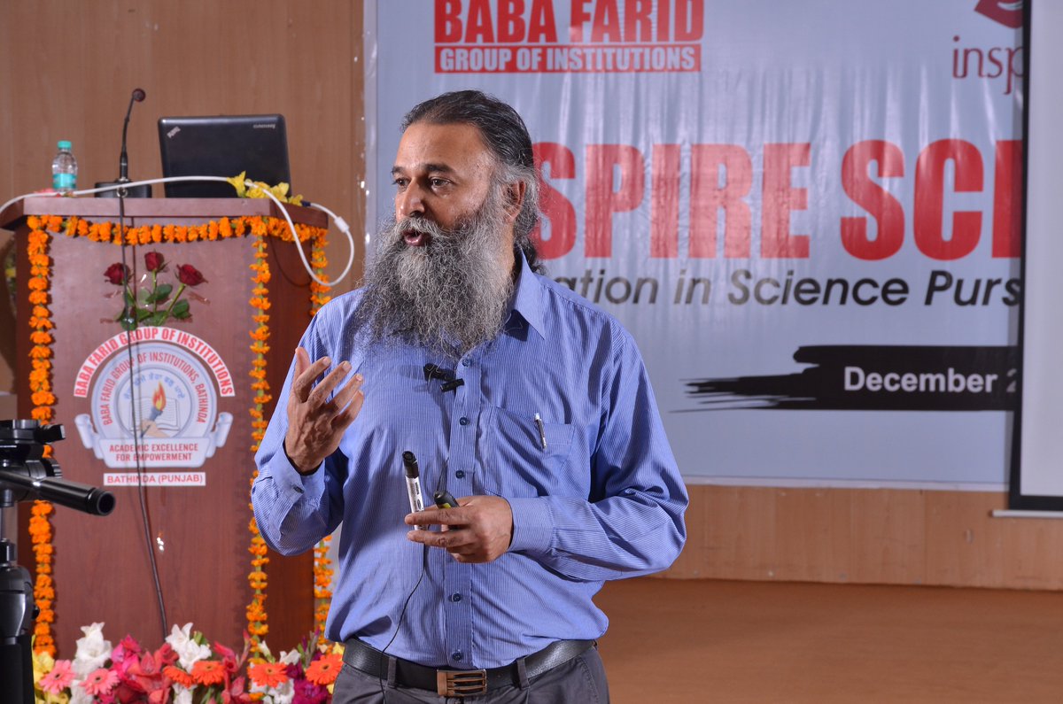 BabaFaridGroup's tweet photo. Glimpses from Day-1 of INSPIRE SCIENCE CAMP from @BabaFaridGroup 
#DST #BFGI #BFC #INSPIRE https://t.co/xOJGdMwspY