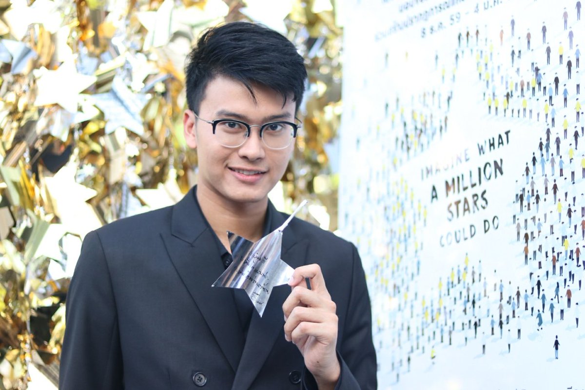 tanont916's tweet photo. #letsgivegood ร่วมเขียนปณิธานความดี #ร้อยดาวให้ครบล้าน กันครับ งานดีๆจาก #themallbangkapi ขอบคุณมากครับ | #N https://t.co/6Cm1C98liT