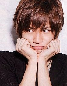 koe3m's tweet photo. 黒 髪 の 健 人 く ん と
茶 髪 の 健 人 く ん ど っ ち が 好 き で す か ？ ？

黒 髪 だ よ っ て 人 ↬ R T

茶 髪 で し ょ っ て 人 ↬ い い ね ♡

#SexyZone 

#中島健人 https://t.co/WCSdWe5QBs