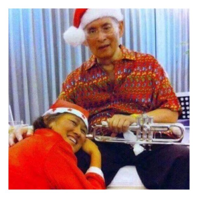 7Severus's tweet photo. คิดถึงซานต้าคนนี้ ขอพ่อของเรากลับมาได้มั้ย #คริสต์มาสนี้ต้องได้ #MarryXmas #ถ้าซานต้ามีจริง https://t.co/MUl5BvBmbK