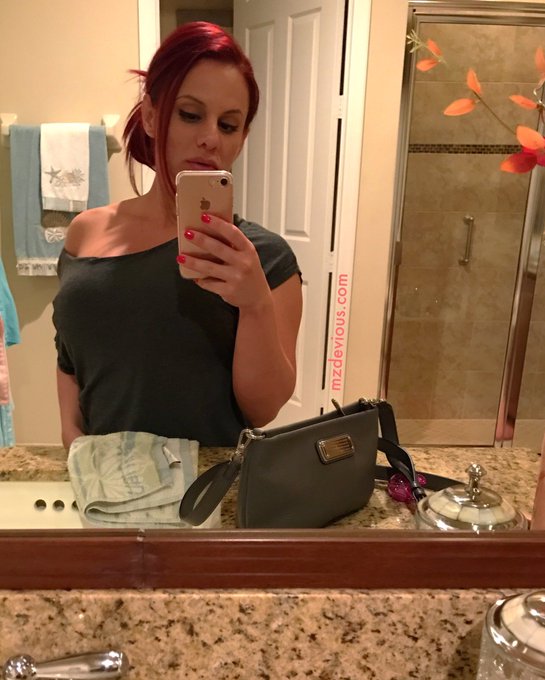 Only took one pic tonight, was busy having fun. Oh well. Merry ChristmaHanukkah 🕎🎄🎁 https://t.co/KWk<a href="/tag/femdom"class="tags"><span>#femdom</span></a><a href="/tag/mindfuck"class="tags"><span>#mindfuck</span></a><a href="/tag/joi"class="tags"><span>#joi</span></a>