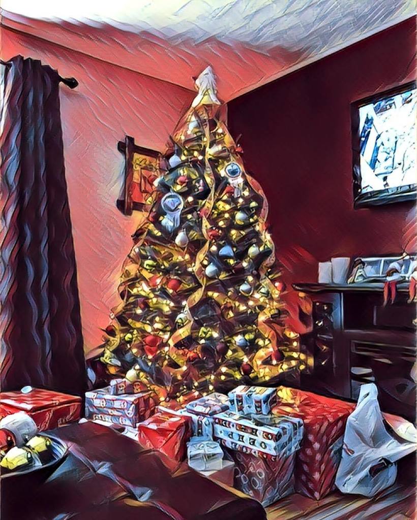 MyOwnHero_Life's tweet photo. Merry Christmas to all our friends and family! https://t.co/pCvwxVbPKC https://t.co/P9MTkZI7Ib