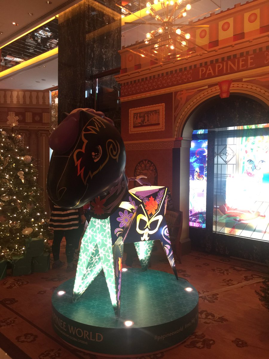 creativelawyer1's tweet photo. Love this! #papineeworld @papineeworld @mandarinorientalHongKong https://t.co/jUTaY27J0V