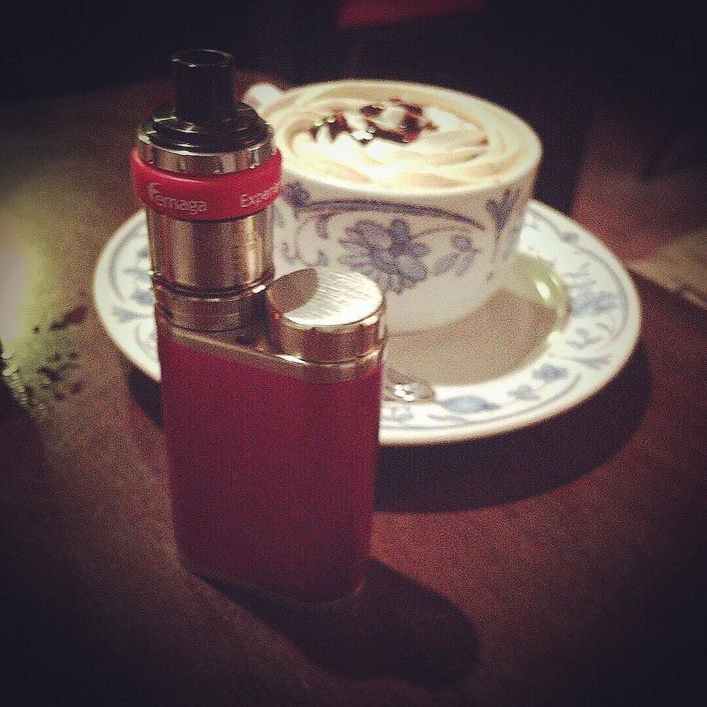 vape_foggy's tweet photo. cafe mocha &amp; vape

電子タバコ #vape #電タバ #vaping #vapelife #電子タバコ専門店 #ベイプ #ecig #ud #goblinmini… https://t.co/q0wChzj2VS https://t.co/N6ofTs70Zo