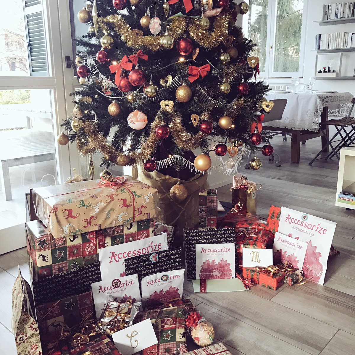 cleotoms's tweet photo. ♡ buona natale ♡ https://t.co/taETexzIur