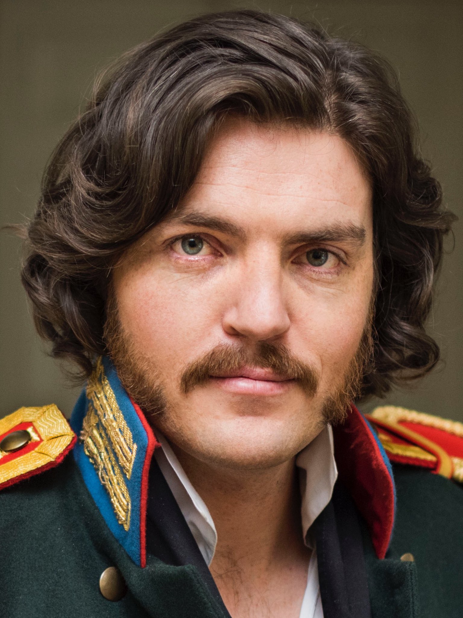 Did Tom Burke Secretly Get Married? A Deep Dive! - 6wif7ax