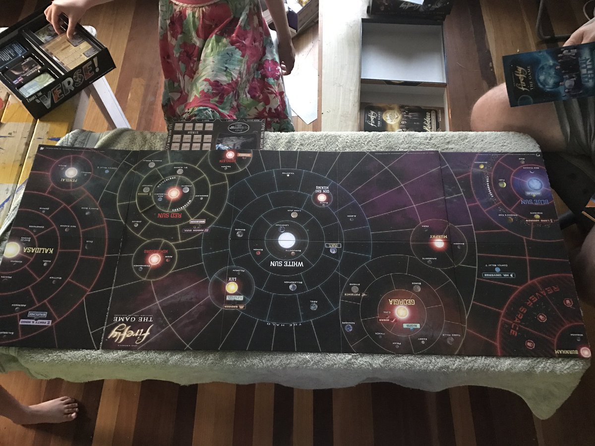 madcrafter72's tweet image. Gonna need a bigger table #fireflythegame #christmasday #familyofgeeks #browncoatsforlife