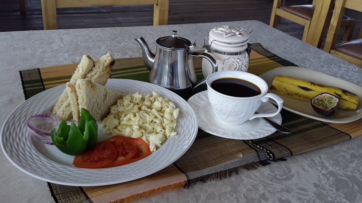 EngiriLodge's tweet photo. This morning's breakfast served with @EndiroCoffee here at @EngiriLodge #brewingbetter #coffeeispeople @Tourismuganda #visitengiri https://t.co/GyKJU8xgtn
