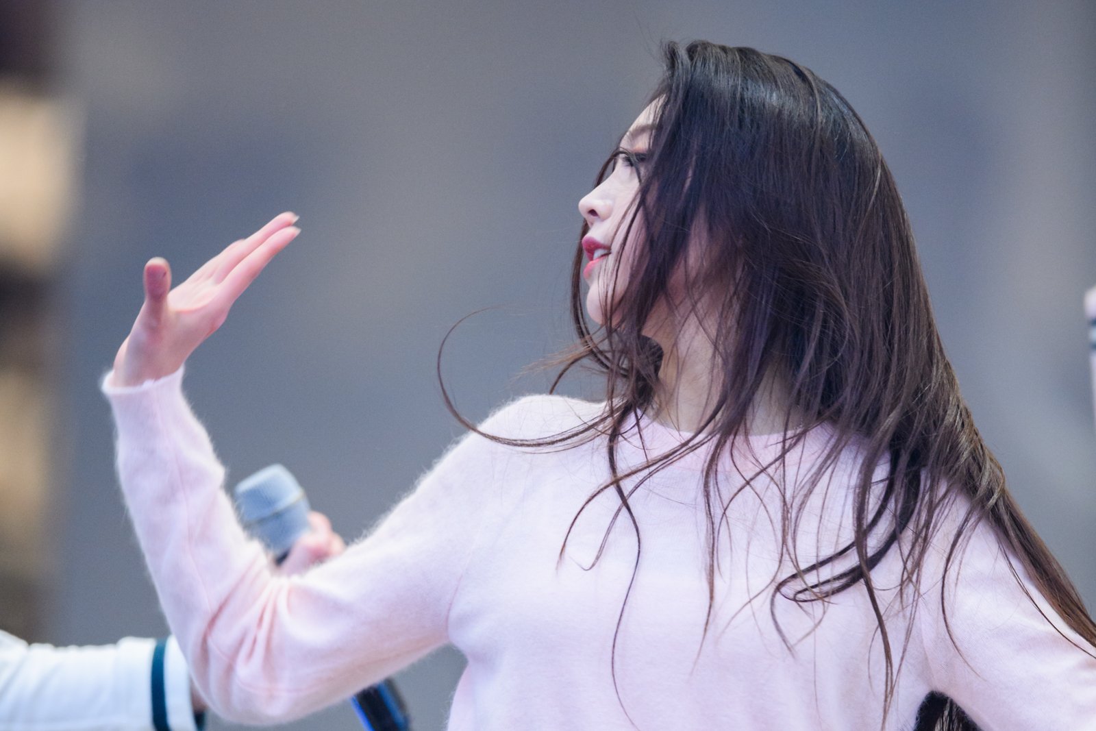 C0h04RlVQAEzNIC.jpg:orig