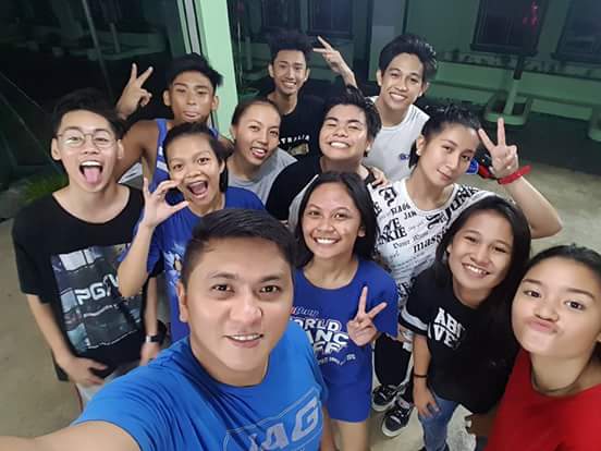 CIRevolve's tweet photo. Merry Christmas to All.

From Campus Image Revolve 😊💪 https://t.co/Xqbi6fCFrZ
