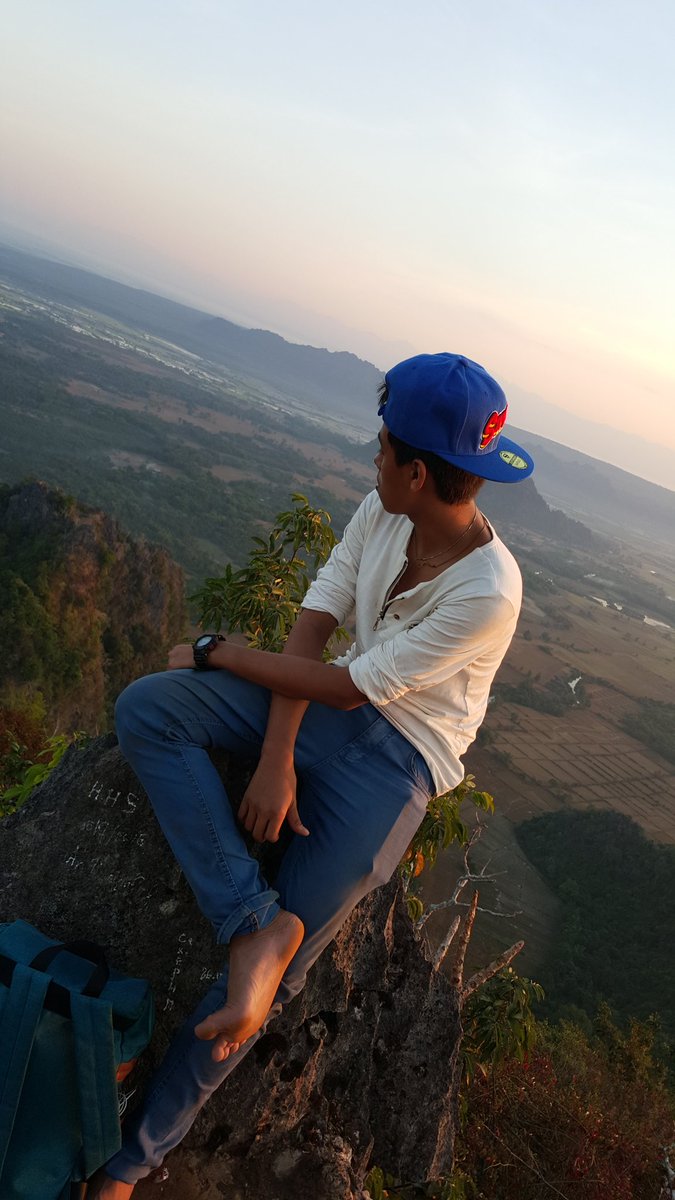 sing_iz's tweet image. Hello every one.Nice to meet you.
I want to friend with all of my follower.