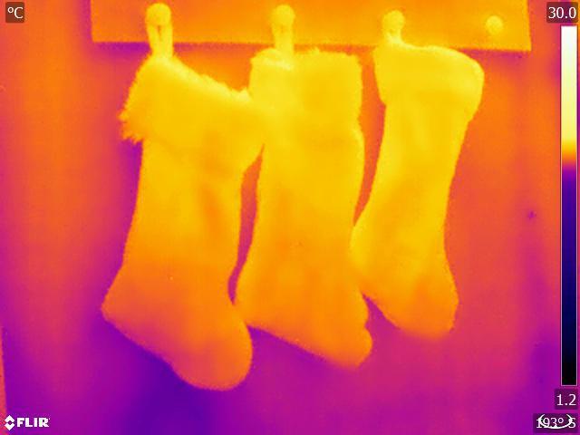 MD_Thermal's tweet photo. Merry Christmas from our Family to Yours. #merrychristmas #flir #thermalimaging #pei https://t.co/uy967F9CBb