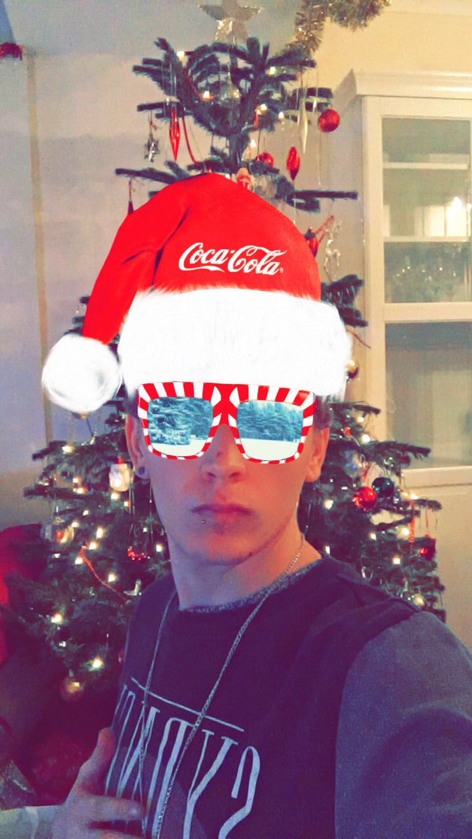 itsGregWest's tweet image. MERRY CHRISTMAS YOU BEAUTIFUL LOT ! ✌🏼️ Eat, drink &amp;amp; be merry with the famalam 💯