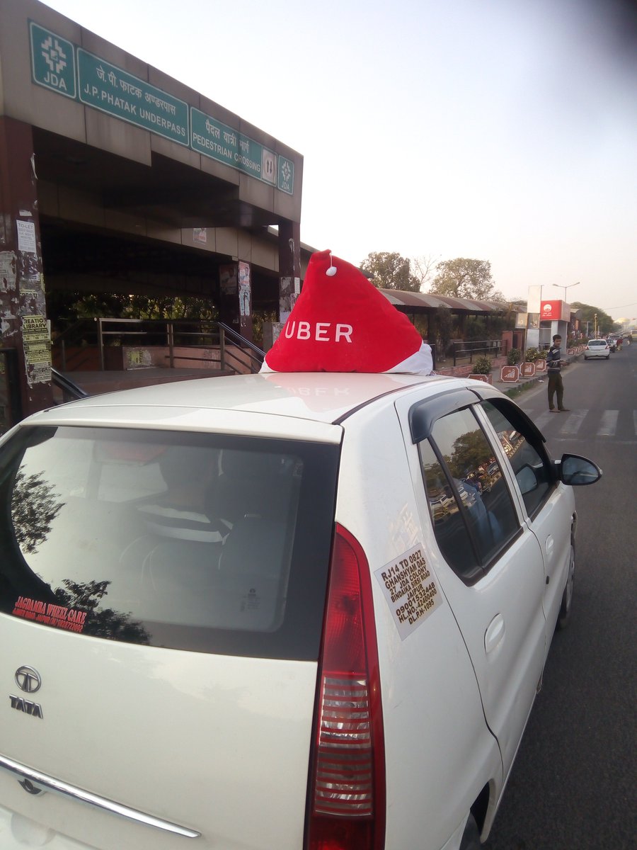 aadityashriv's tweet image. #Uber JPR
Santa uber car :)