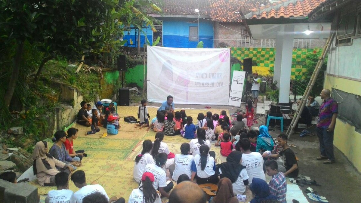 Malam ini 25Des, pemutaran film Tak Sempurna di Layar Tancap, Badran, Jogja bersama <a href="/LayarNusantara/">Layar Nusantara</a>