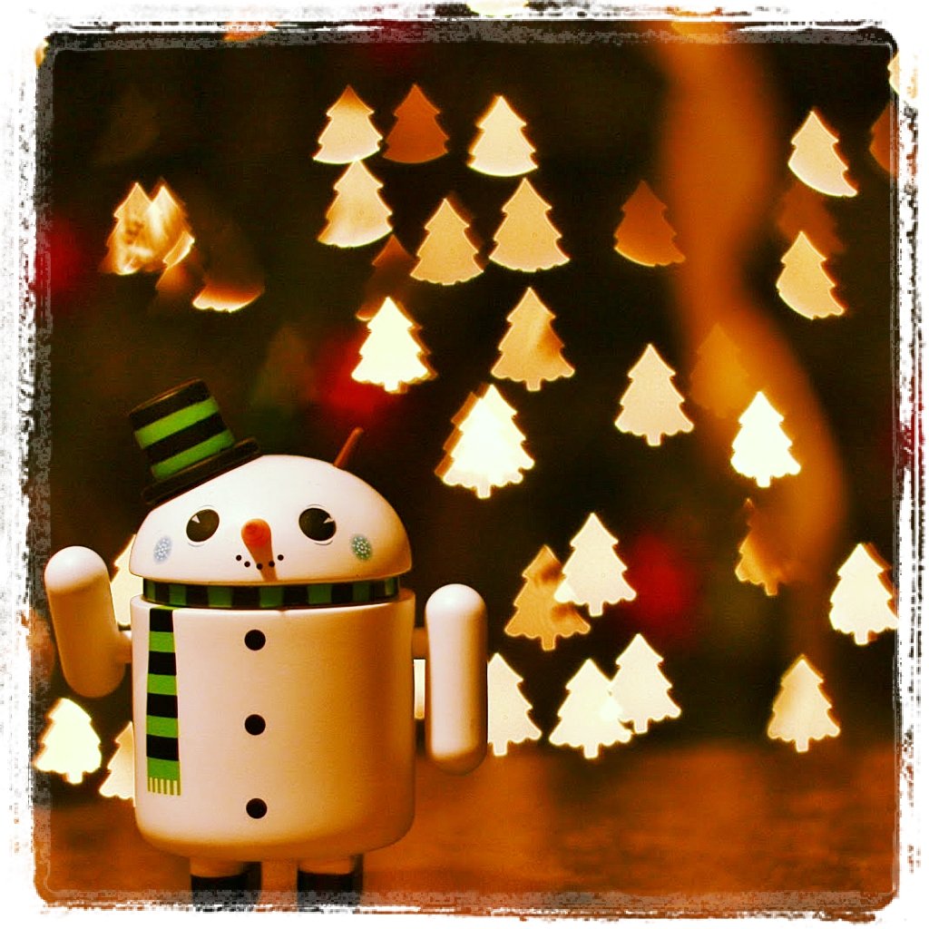 PEPGeel's tweet photo. 't Peperstraatje wenst iedereen vrolijke feesten vol liefde en warmte! #Kerst #PEPGeel #vakantie @KOGEKANIEUWS https://t.co/NTzY3zupQZ