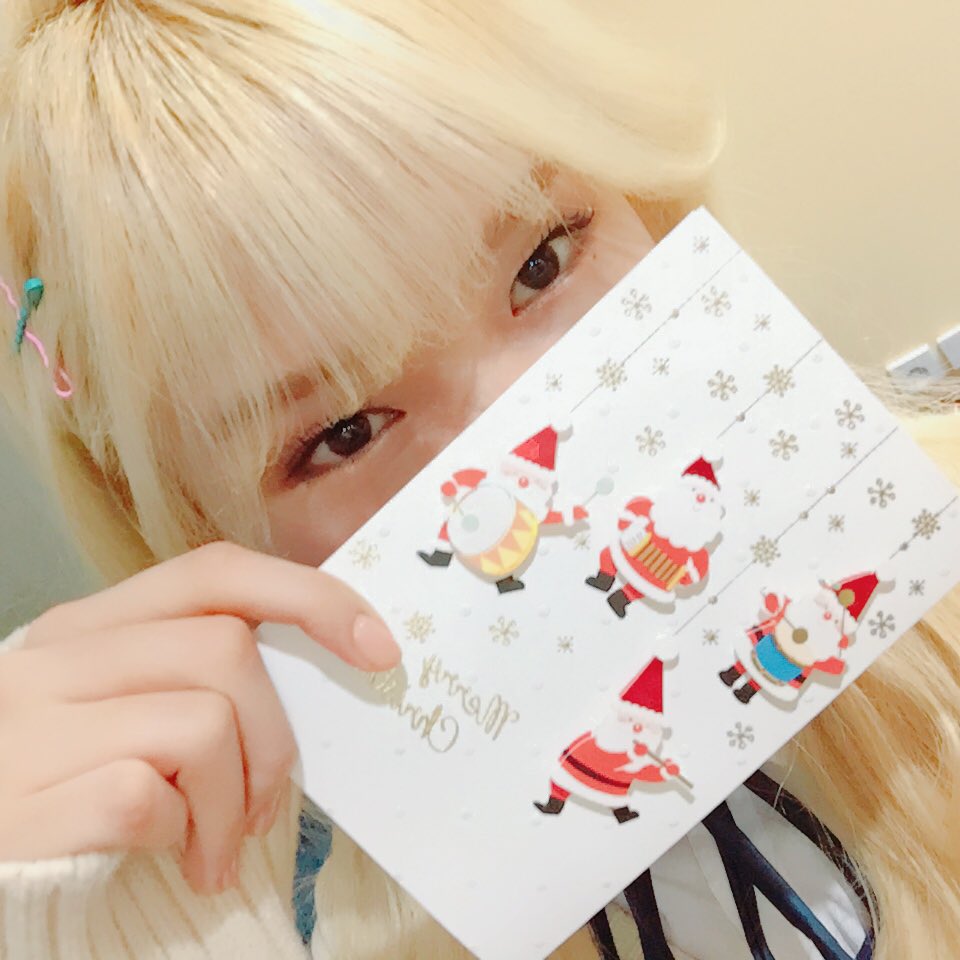 OMG_members's tweet photo. #밈미 #오마이걸 #크리스마스 #크리 #쑥스 🎁🎁🎁 https://t.co/ceIsVdhrs2